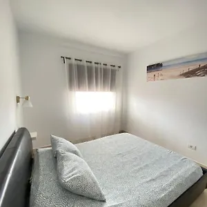 https://apartamento-en-los-cristianos-free-wifi.tenerifehoteles.net