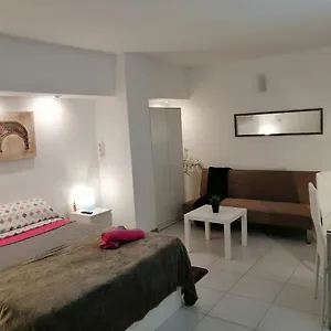 https://room-service-coworking.bilbaohotelsspain.com